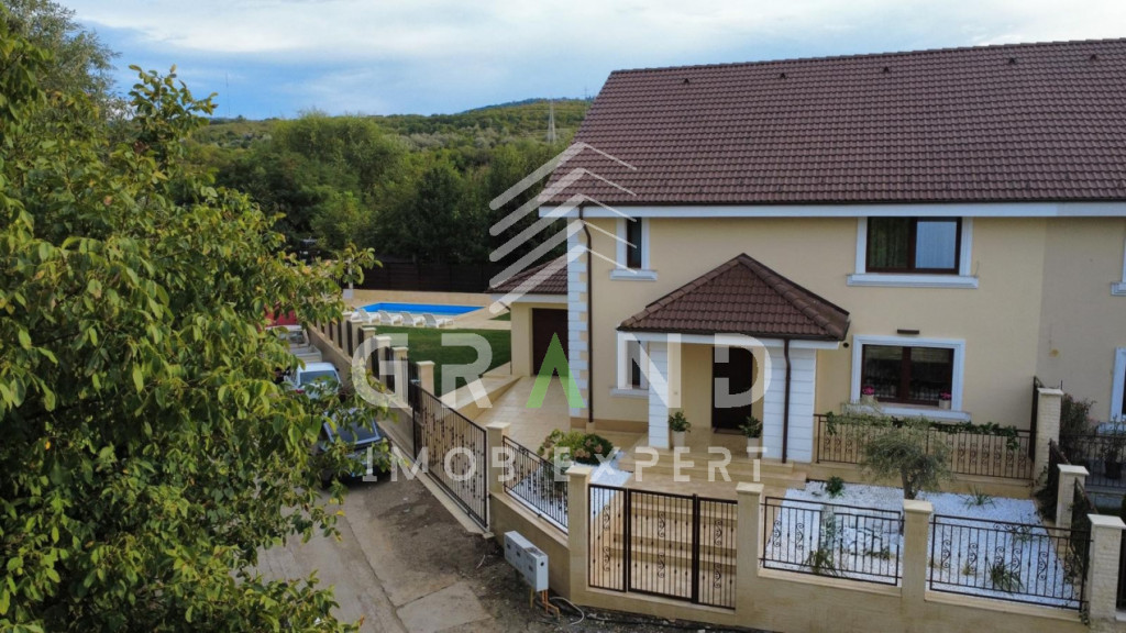 DUPLEX PREMIUM, PISCINA INCALZITA, ZONA BORHANCI/ROMUL LADEA