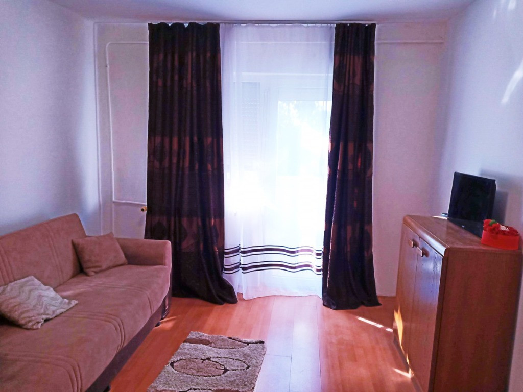 Apartament 2 camere de inchiriat, la aRed - Bermo - Voluntarilor Arad