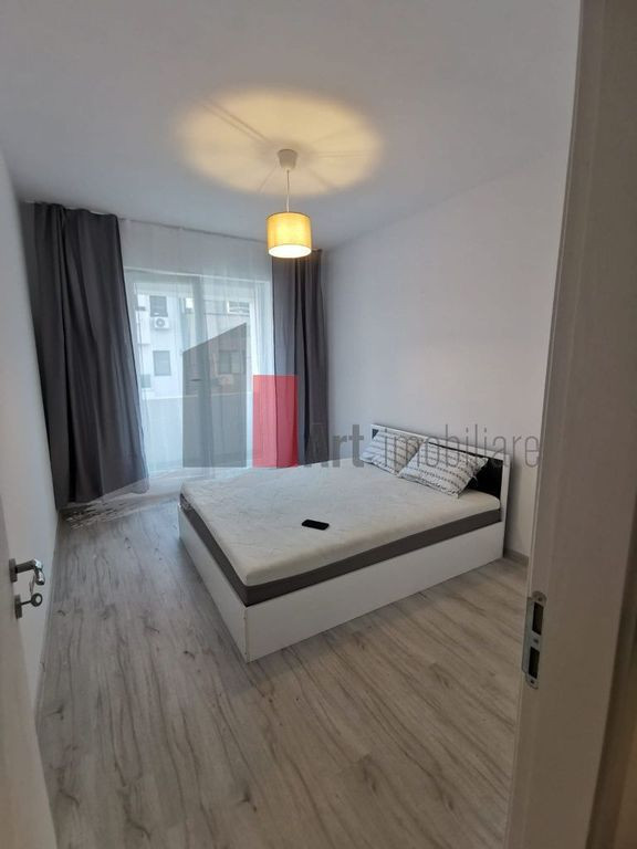 Se inchiriaza apartament cochet, 2 camere tip studio