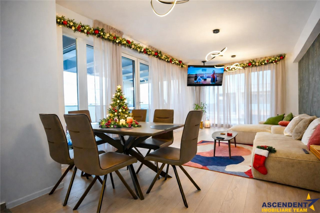 FILMTur 3D!Premium Penthouse, echipat,parcare subterana,50 m