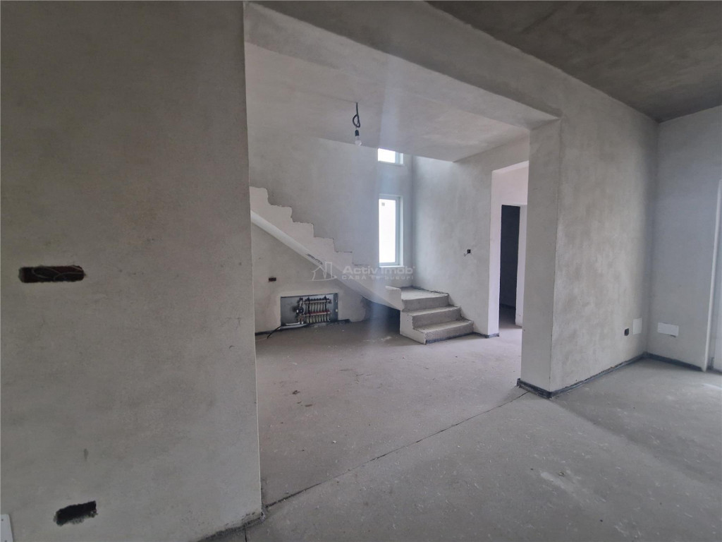 Apartament P E, teren 179 mp - parte dintr-un triplex - Cami