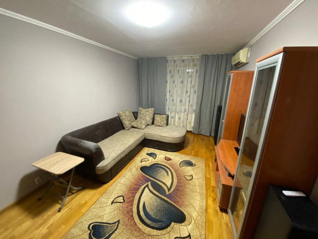 Lacul Tei, Facultatea de Constructii, 3 camere de inchiriat