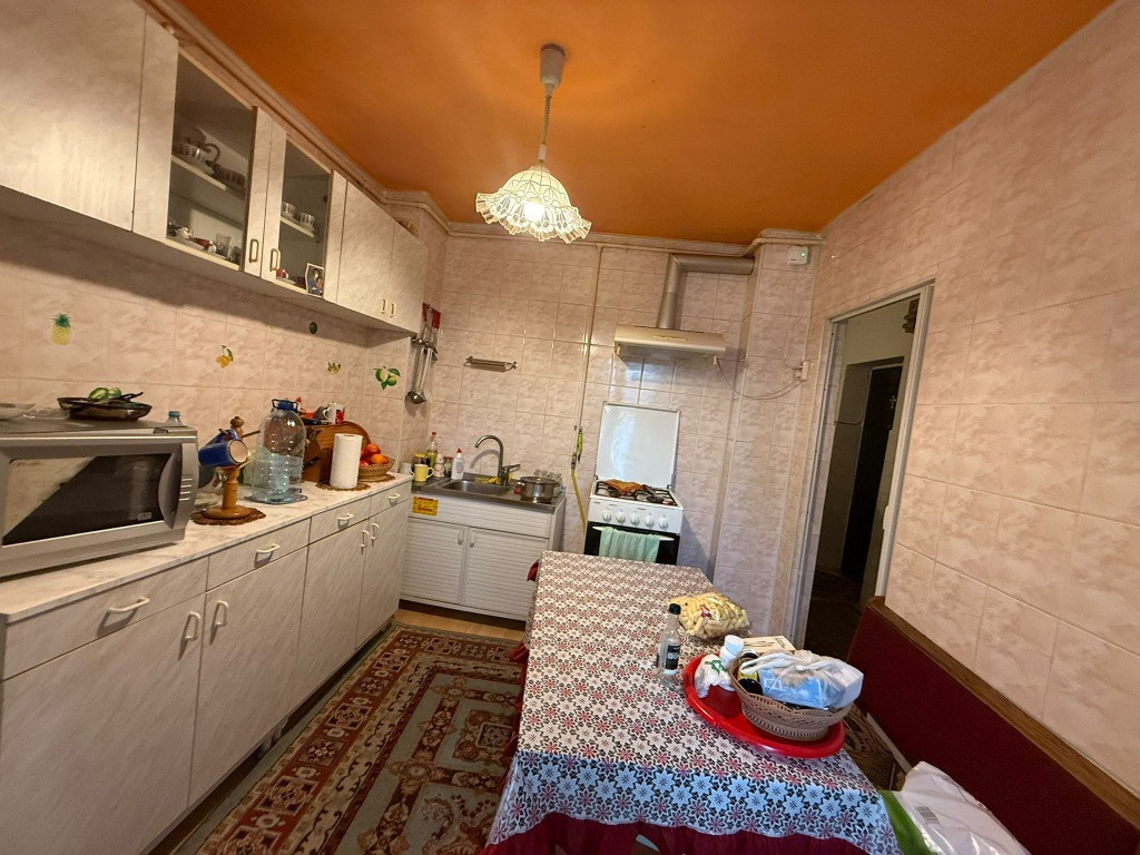 Spatiu comercial,zona Ion Creanga