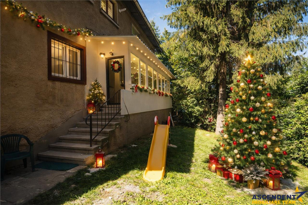 Apartament la casa, curte si acces propriu, loc parcare, Par