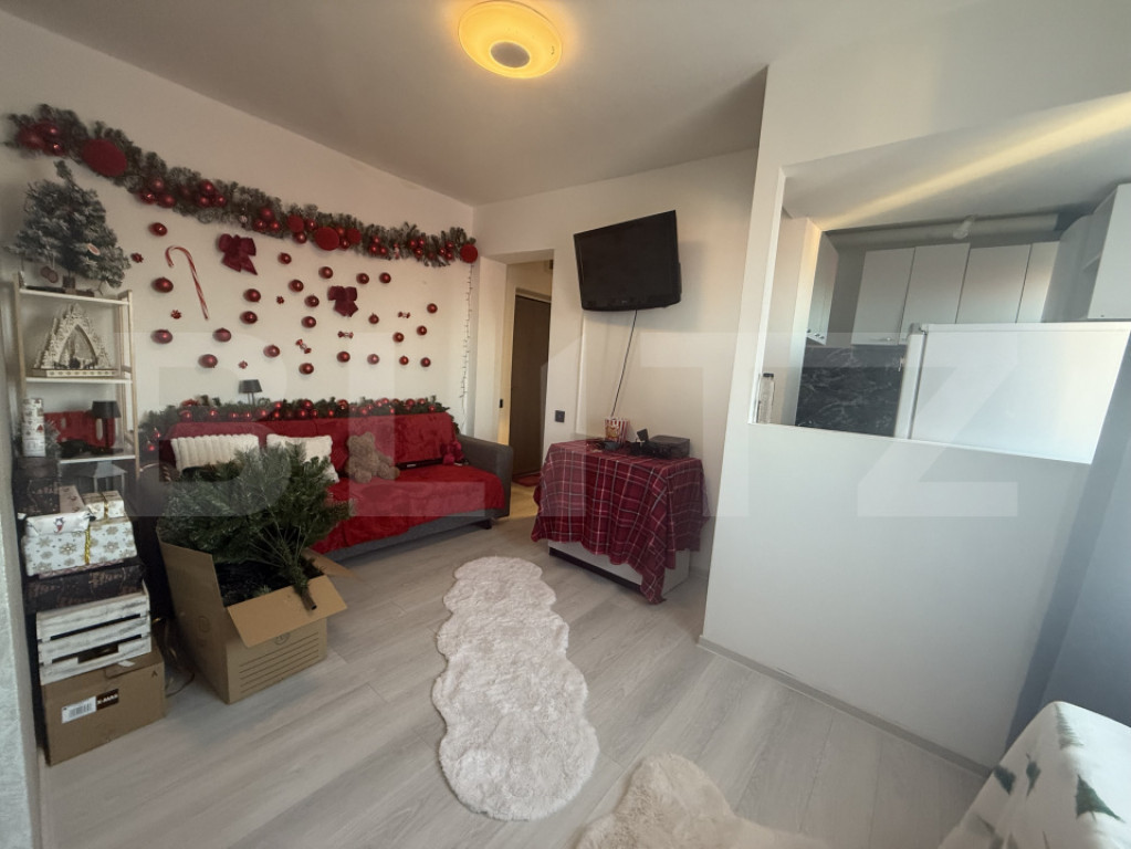 Apartament cu 2 camere si 2 balcoane, decomandat