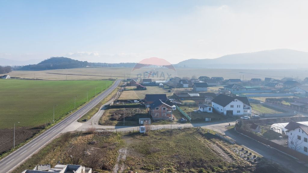 Lot de casă 685 mp I Poiana Crăițelor I Bod