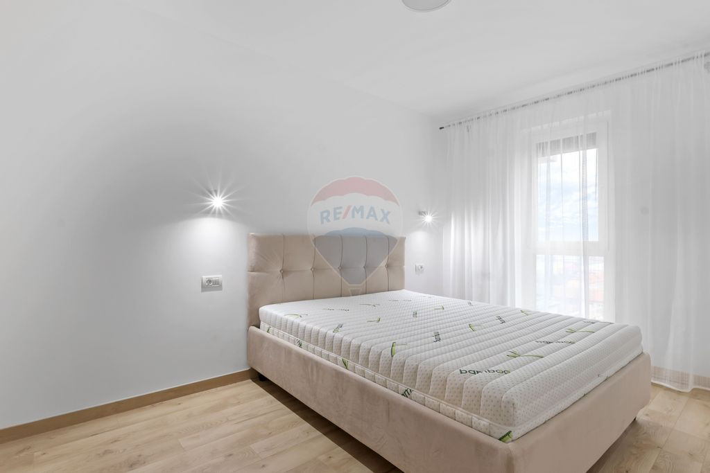Apartament modern cu 2 camere, prima închiriere, parcare...