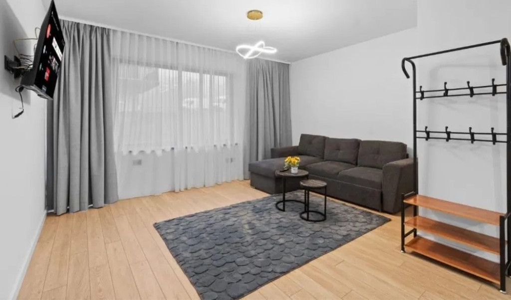 OFERTA LAST MINUTE! Apartament 2 camere in Poiana, disponibi