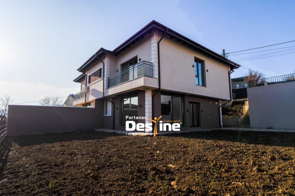 Duplex modern P+1+P calitate superioară 116 mp teren 390 mp