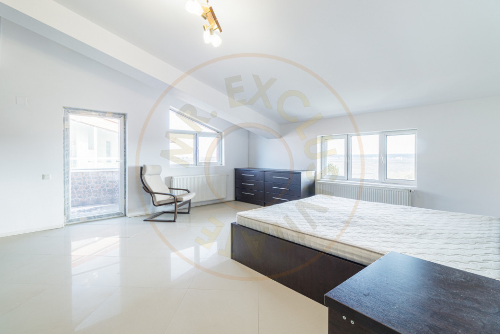 Apartament 3 camere - Mansarda inalta - 122 mp Voluntari