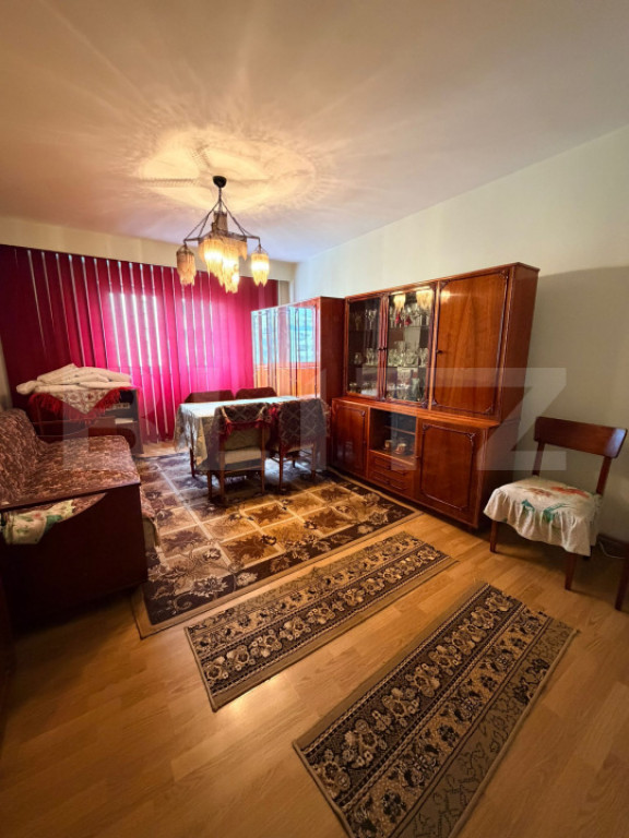 3 camere decomandate, 2 bai, etaj intermediar, Dorobantilor