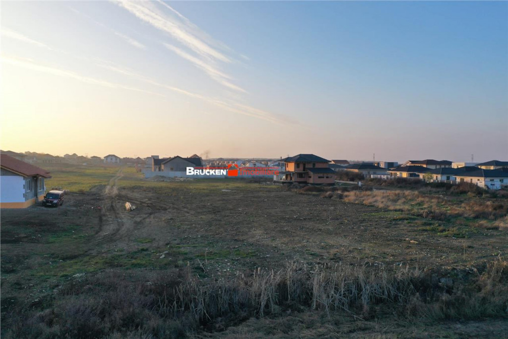 Terenuri pentru constructie case – Sanmartin, limita cu...