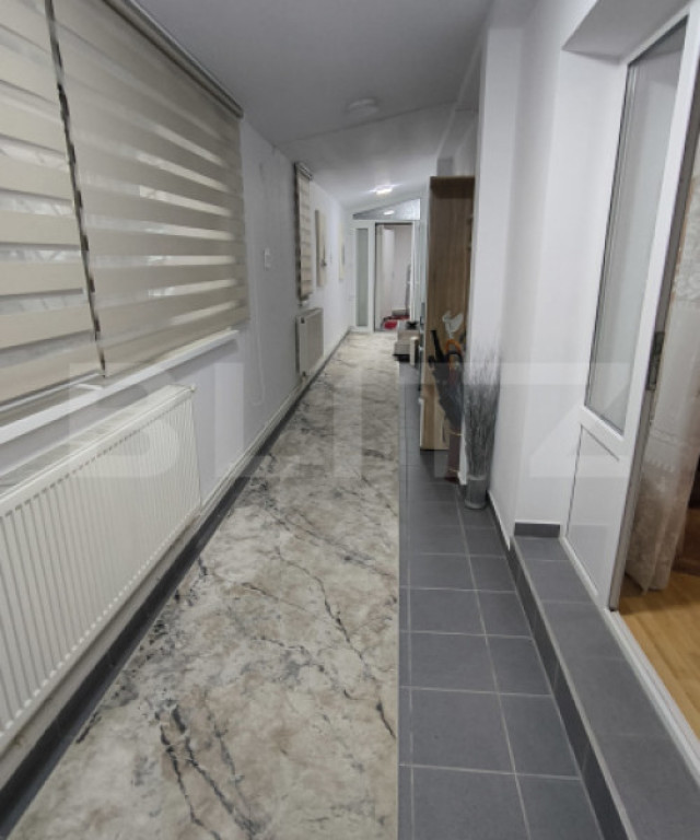 Apartament 3 camere, decomandat, ideal pentru spatiu comerci