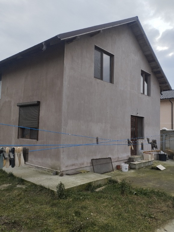 Casă cu mansarda Lumina