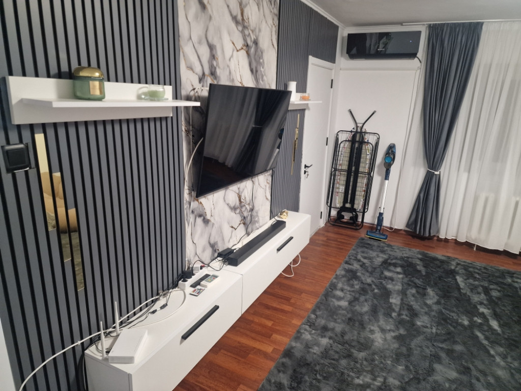 Apartament 2 camere conf.1 et.1/4 Crangasi