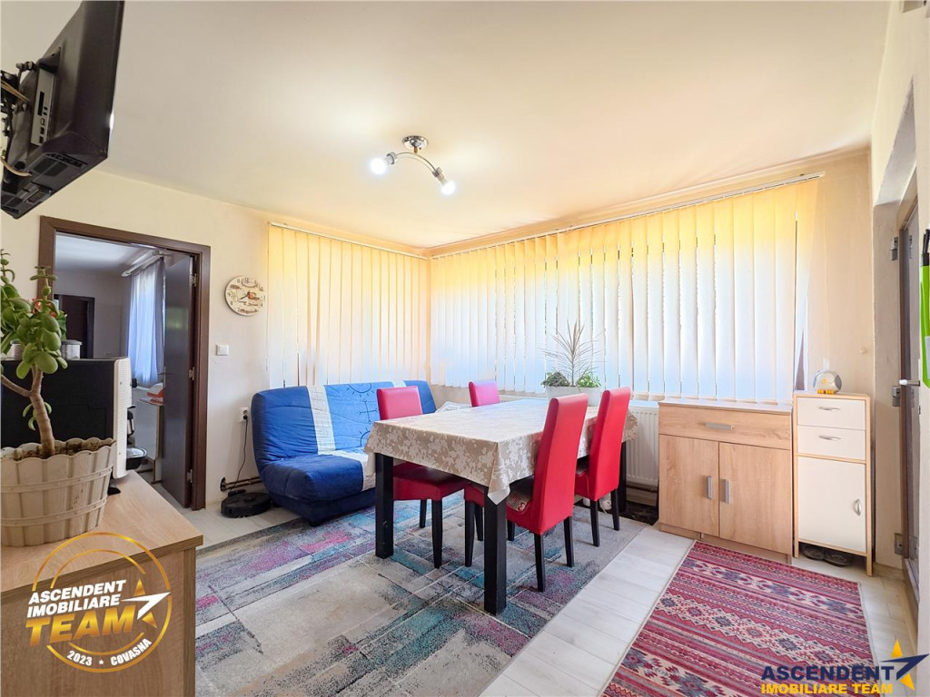 Casa luminoasa de 107 mp, 1.000mp teren, 250 m de izvorul cu