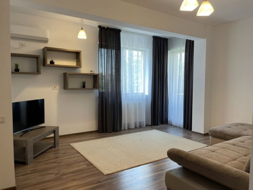 Apartament 3 camere Sun Plaza