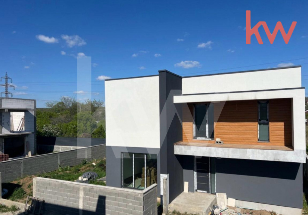 Casă Modernă în Complex Privat – Confort, Liniște!