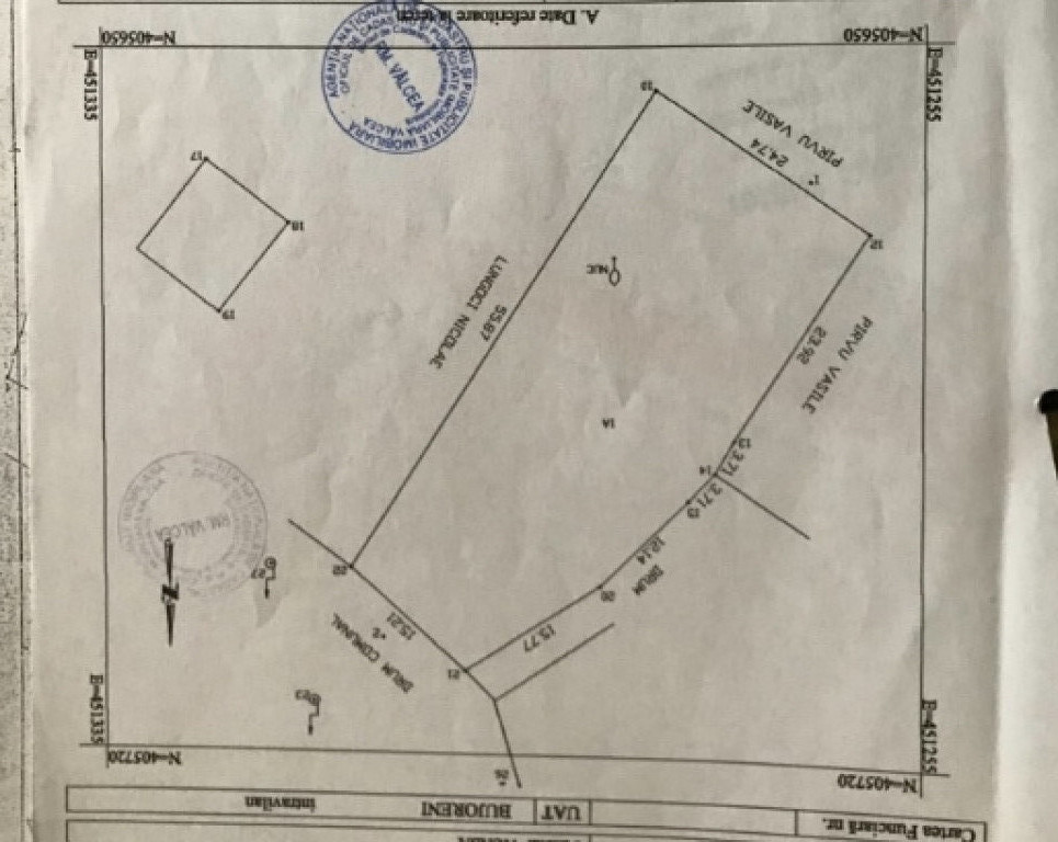 Teren superb cu toate utilitățile Bujoreni
