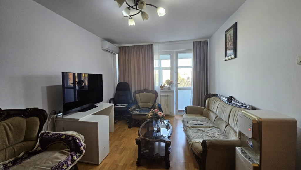 3 camere Basarabia -Stadionul National