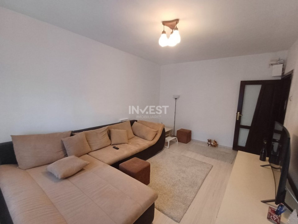 Apartament 3 camere si 2 bai, zona Pacurari - Posta, Iasi