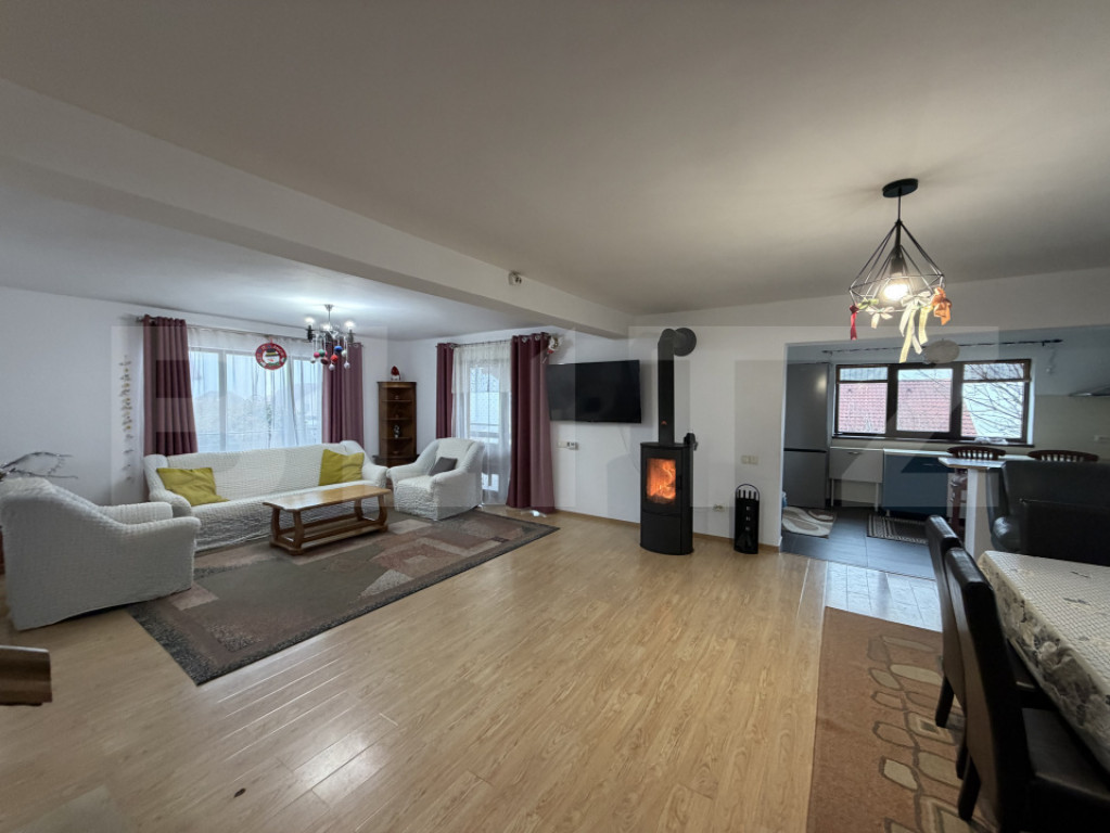 Casa 4 camere, 150mp, garaj, curte, zona Chinteni