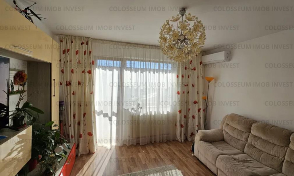 Apartament 3 camere, decomandat - zona Tractorul