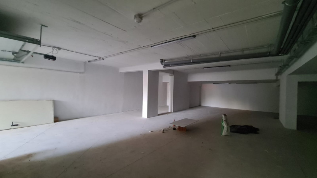 Imobil nou -Afacere,Birouri