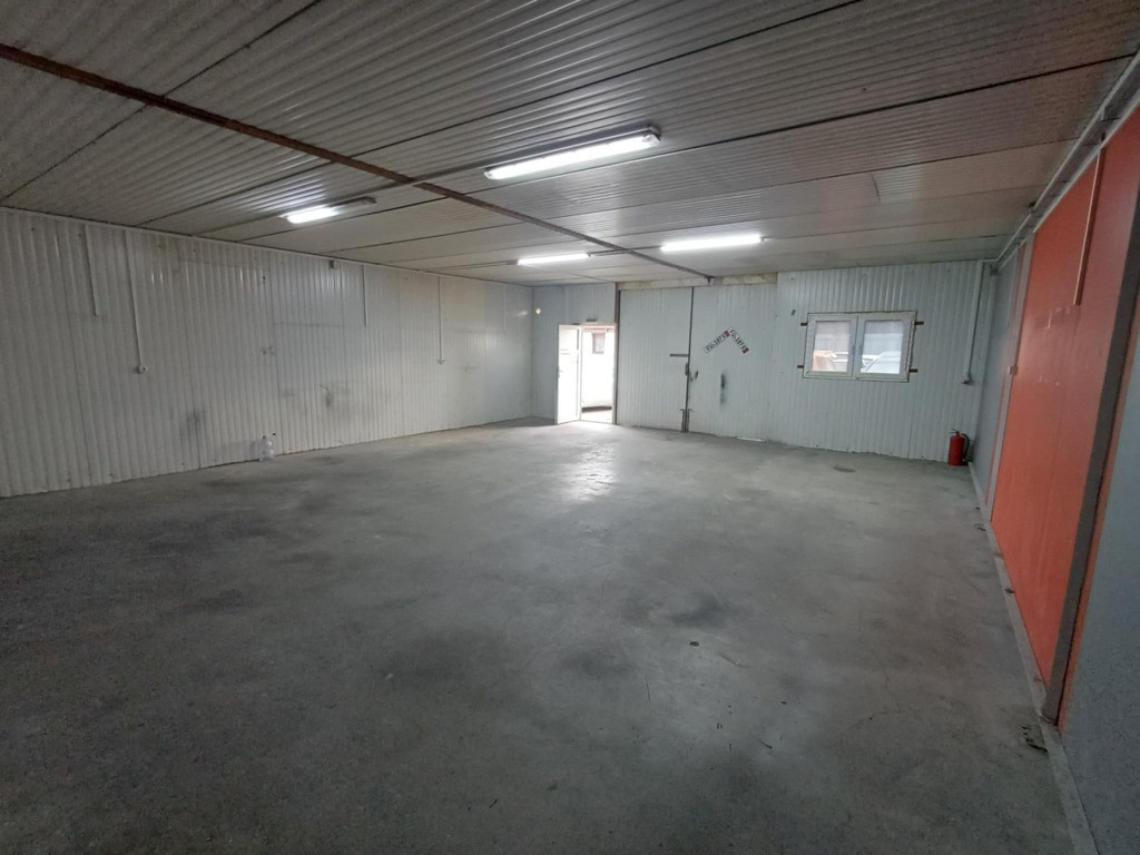 Hala de inchiriat - 80mp / 440mp Loc. Focsani Restaurant Perla Neagra.