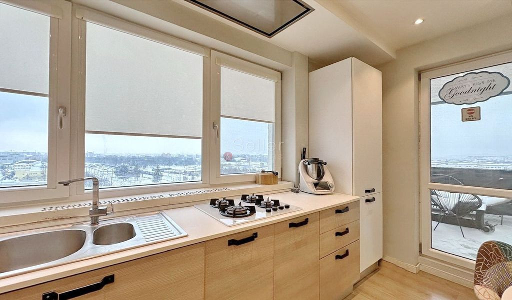 Imobil Structura Generoasa