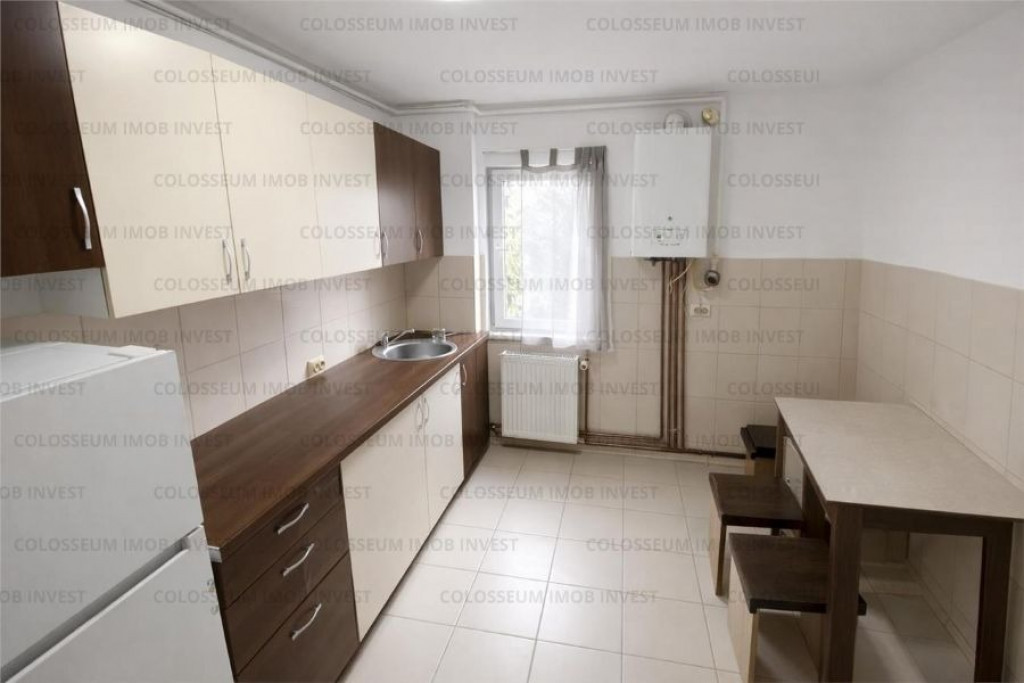 Apartament cu 2 camere, semidecomandat - zona Astra