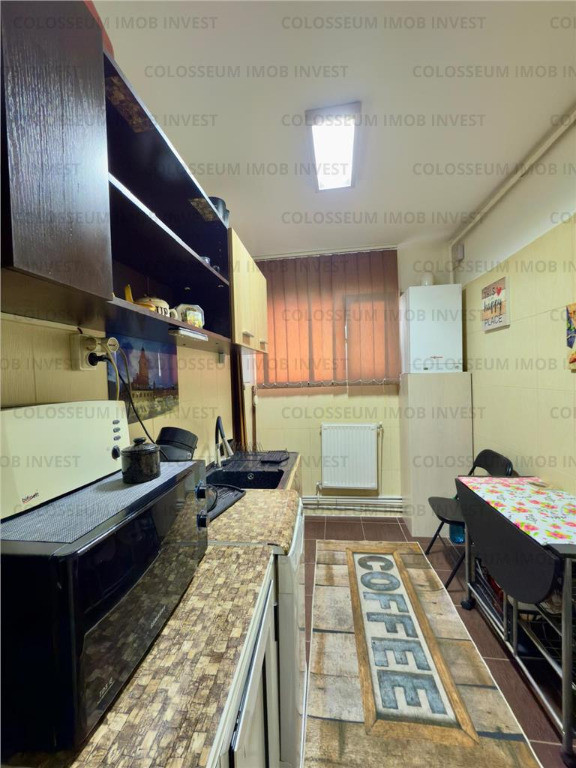 Apartament 2 camere, decomandat - zona Astra