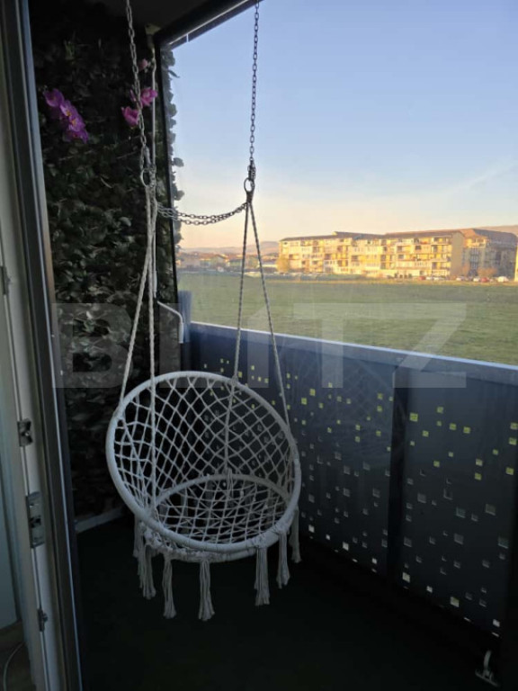 Apartament 3 camere, 2 bai, decomandat, 78 mp, parcare subte