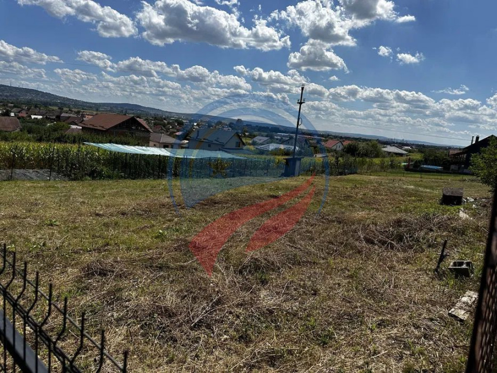 Casă singur în curte - Sântana de Mureș - Zona CIS Gaz