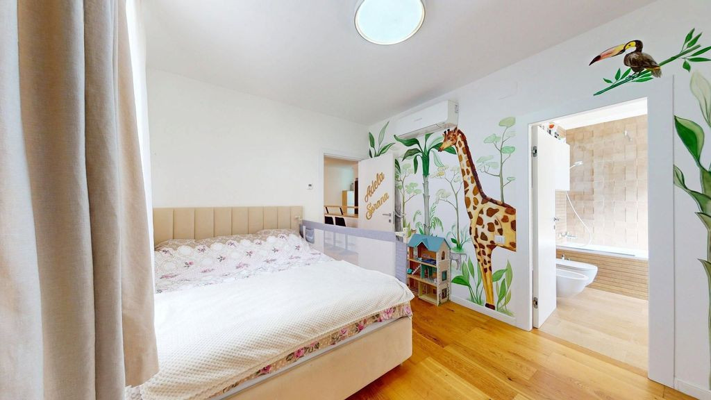 Un apartament rar | Clădire cu istorie | 2 camere Comple...