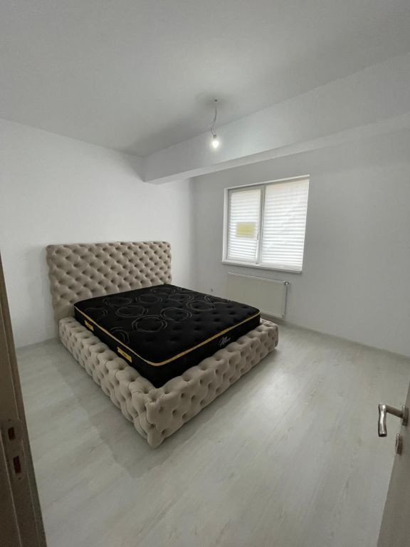 Apartamament 3 camere Grand Arena,centrala proprie/renovat