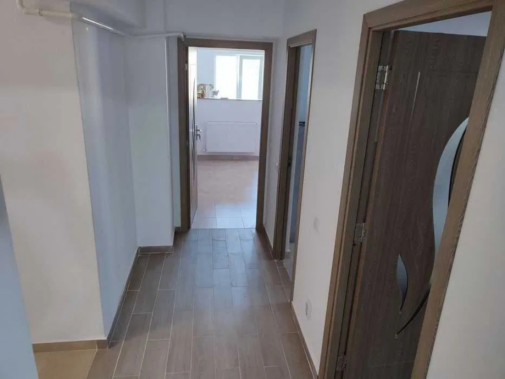 Apartament cu 2 camere Decomandate Bloc Nou Zona Burdujeni - Ramiro