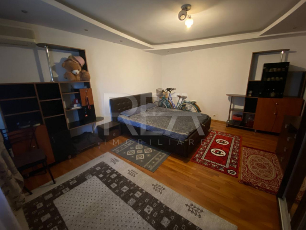 4 camere 93 mp- Rahova-Loc Parcare-Boxa