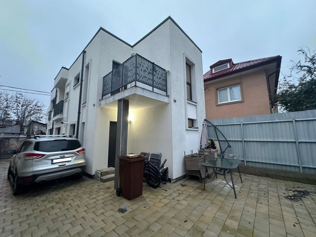 Domnesti, Tudor Vladimirescu, vila, P+1E, complet mobilata ?