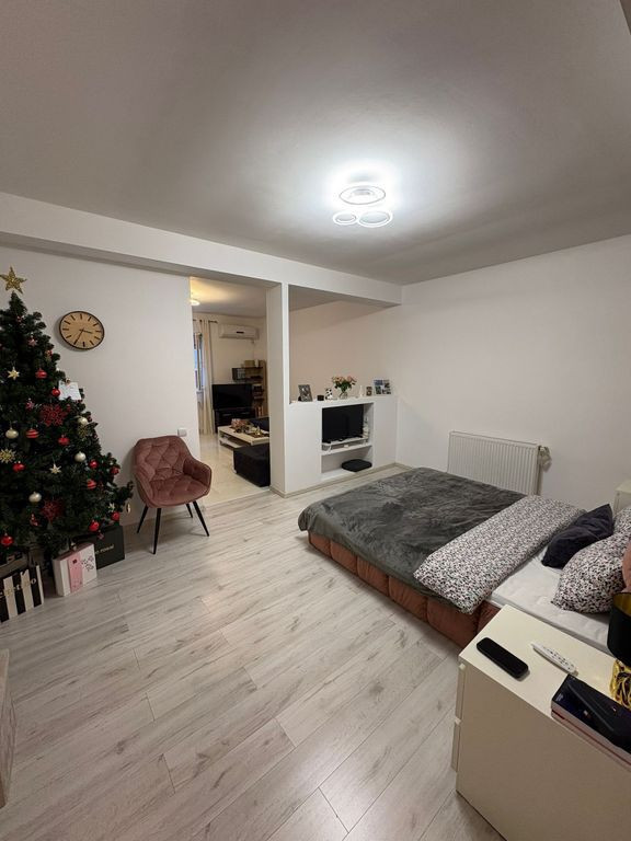 Apartament 2 camere 10 min metrou Aparatorii Patriei/cent...