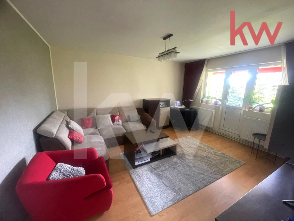 Apartament modern 3 Camere, Etaj 2, Centru