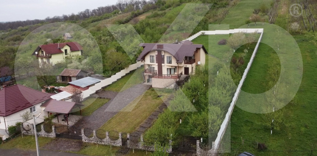 Proprietate unică, în zonă verde și liniștita