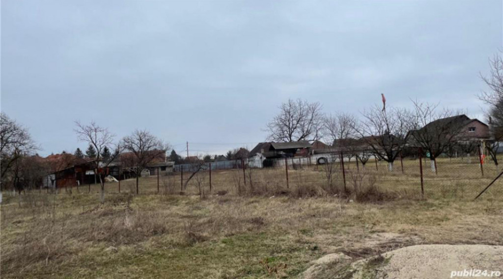 Casă 4 camere - 1329 mp teren loc. Sântana str. A. I. Cuza