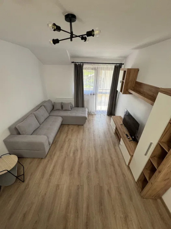 Apartament cu 2 camere, suprafata de 55 mp, loc de parcare,
