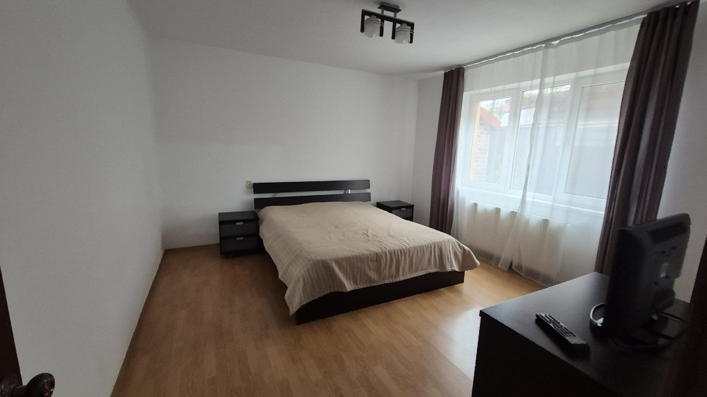 Apartament 3 camere zona Salajan , Ozana ,1 Decembrie 1918