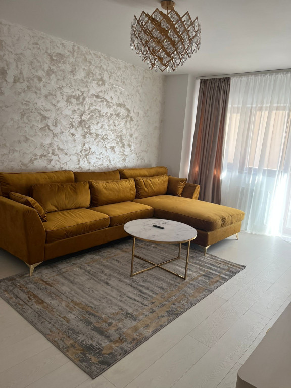 Apartament 3 camere Centru bloc nou