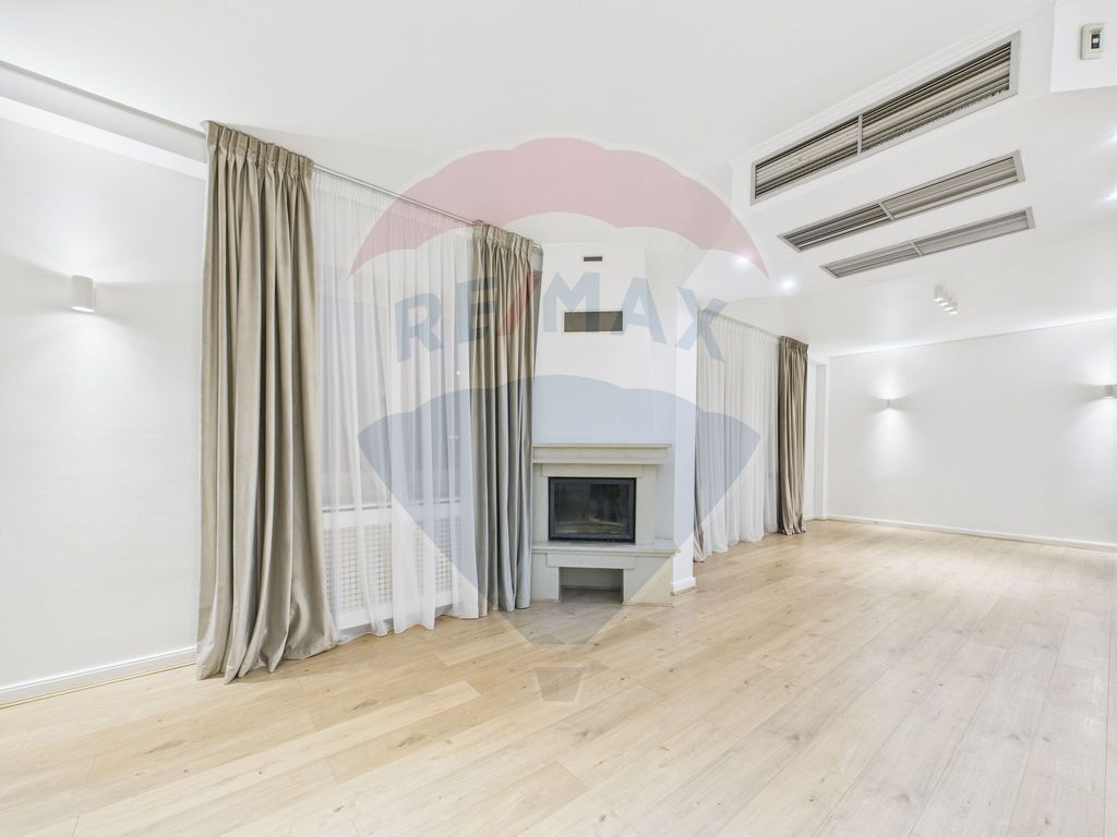 Casă / Vilă Pipera cu 7 camere de închiriat