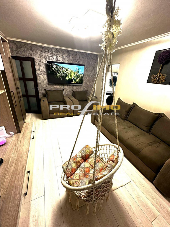 Apartament 2 camere, su.48mp.,decomandat, balcon, parter. zo