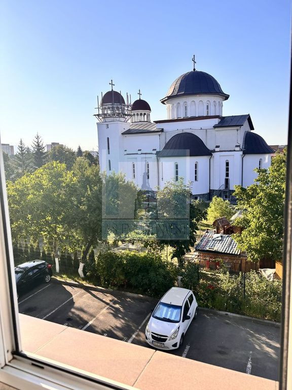 Apartament 2 cam decomandat Craiter