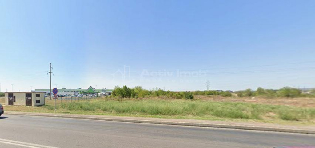 Teren de Leroy Merlin 1100 mp